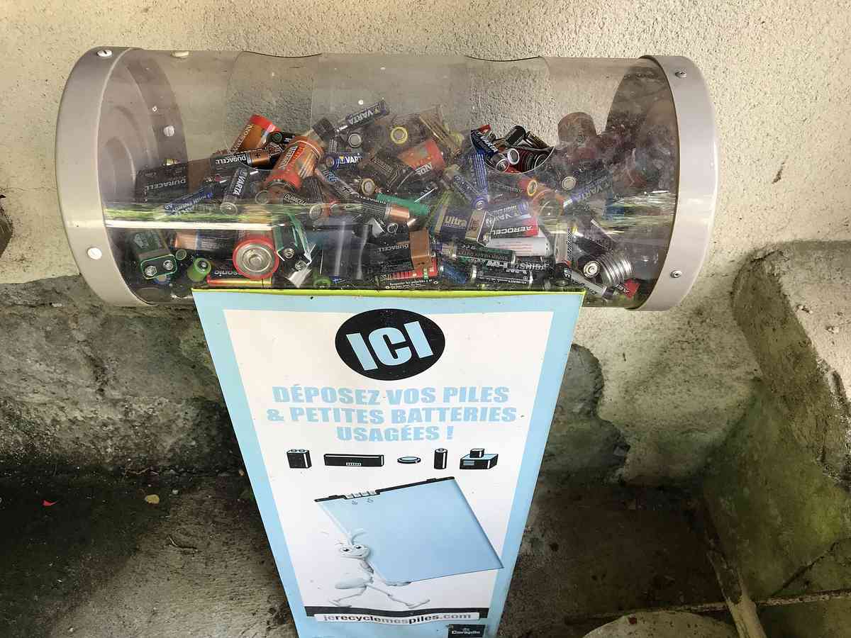 battery recycling collection bin